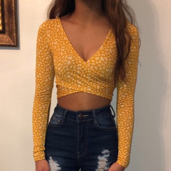 Forever 21 Tops - Wrap Crop Top
